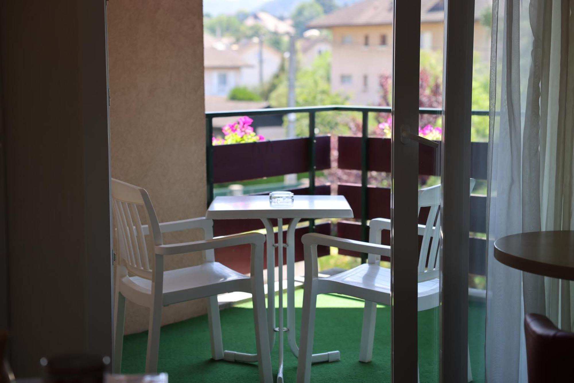 Logis Hotel Arc En Ciel Τονόν-λε-Μπαιν Εξωτερικό φωτογραφία
