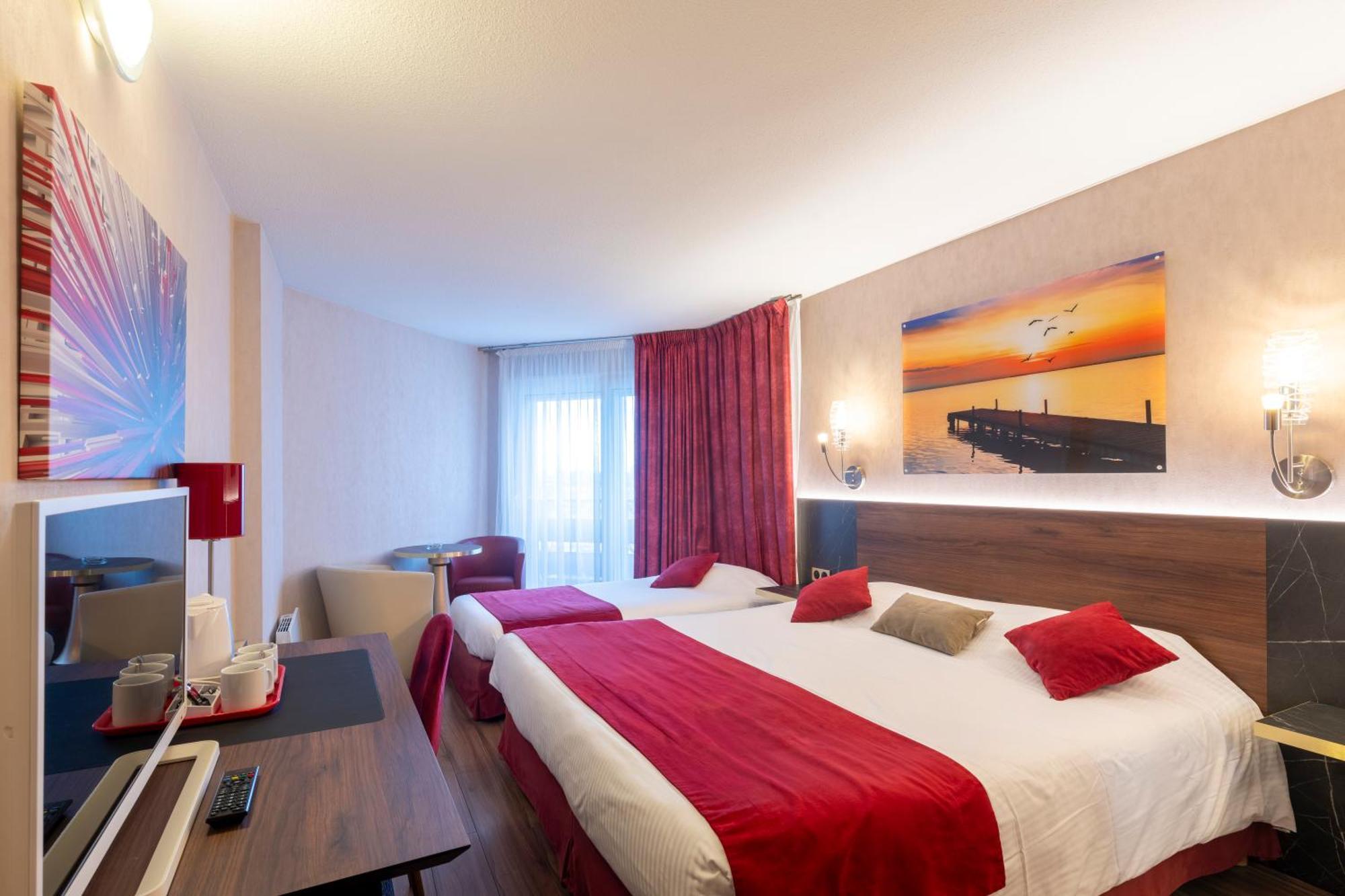 Logis Hotel Arc En Ciel Τονόν-λε-Μπαιν Εξωτερικό φωτογραφία