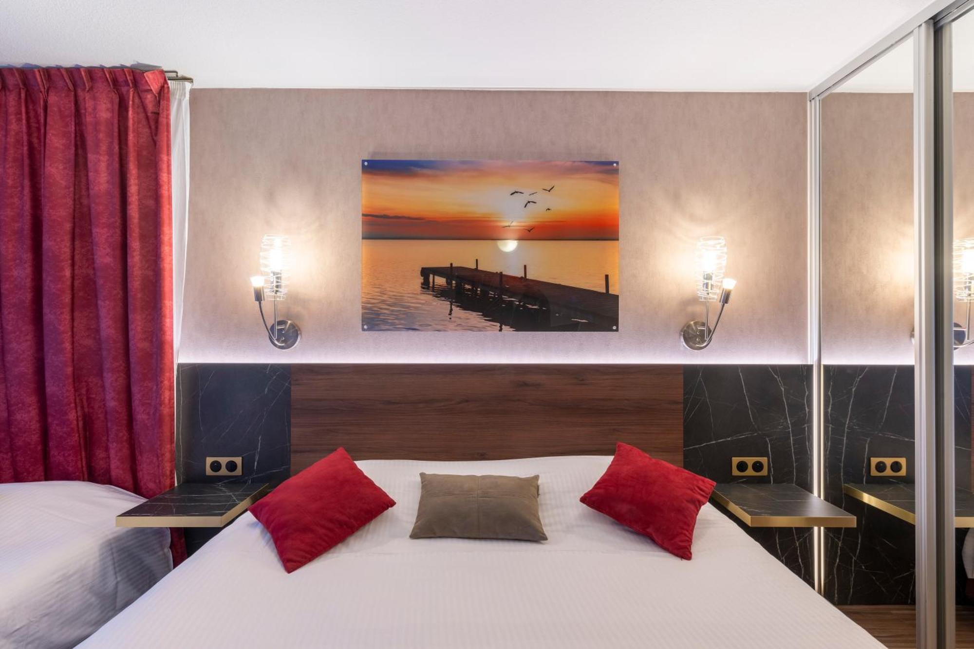 Logis Hotel Arc En Ciel Τονόν-λε-Μπαιν Δωμάτιο φωτογραφία