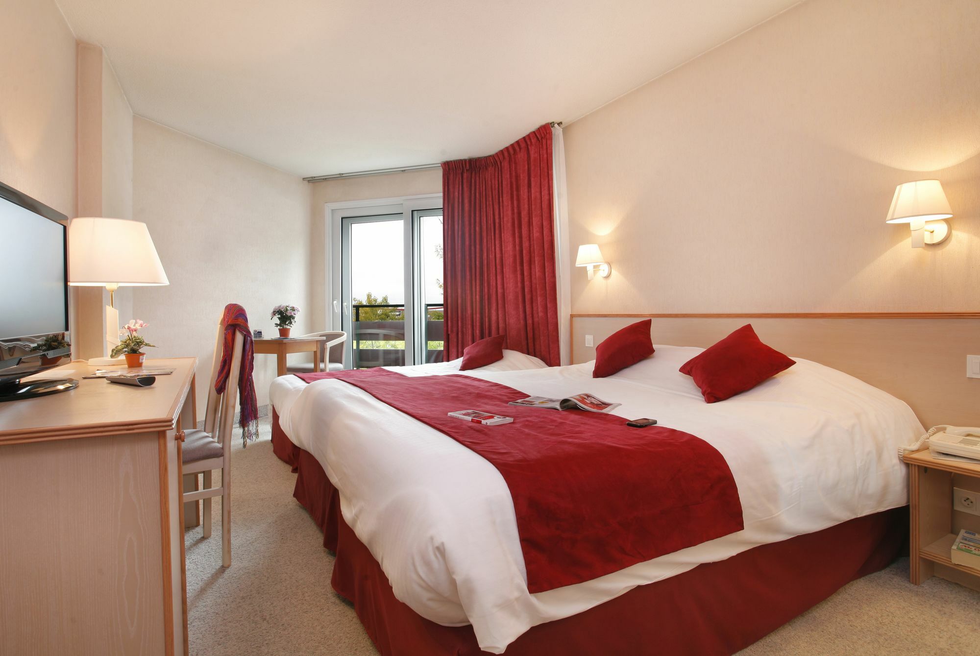 Logis Hotel Arc En Ciel Τονόν-λε-Μπαιν Εξωτερικό φωτογραφία